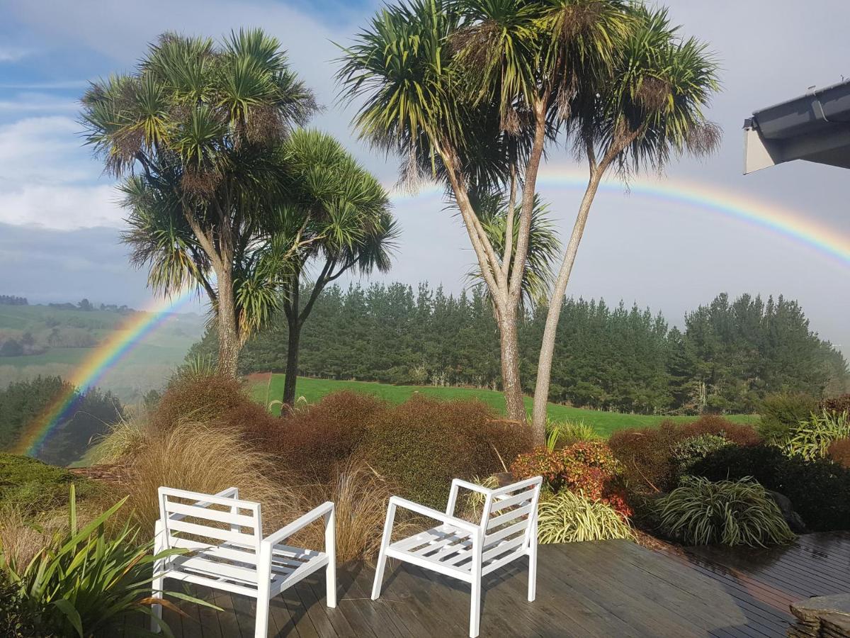 Above The River Karapiro Bed & Breakfast Екстериор снимка