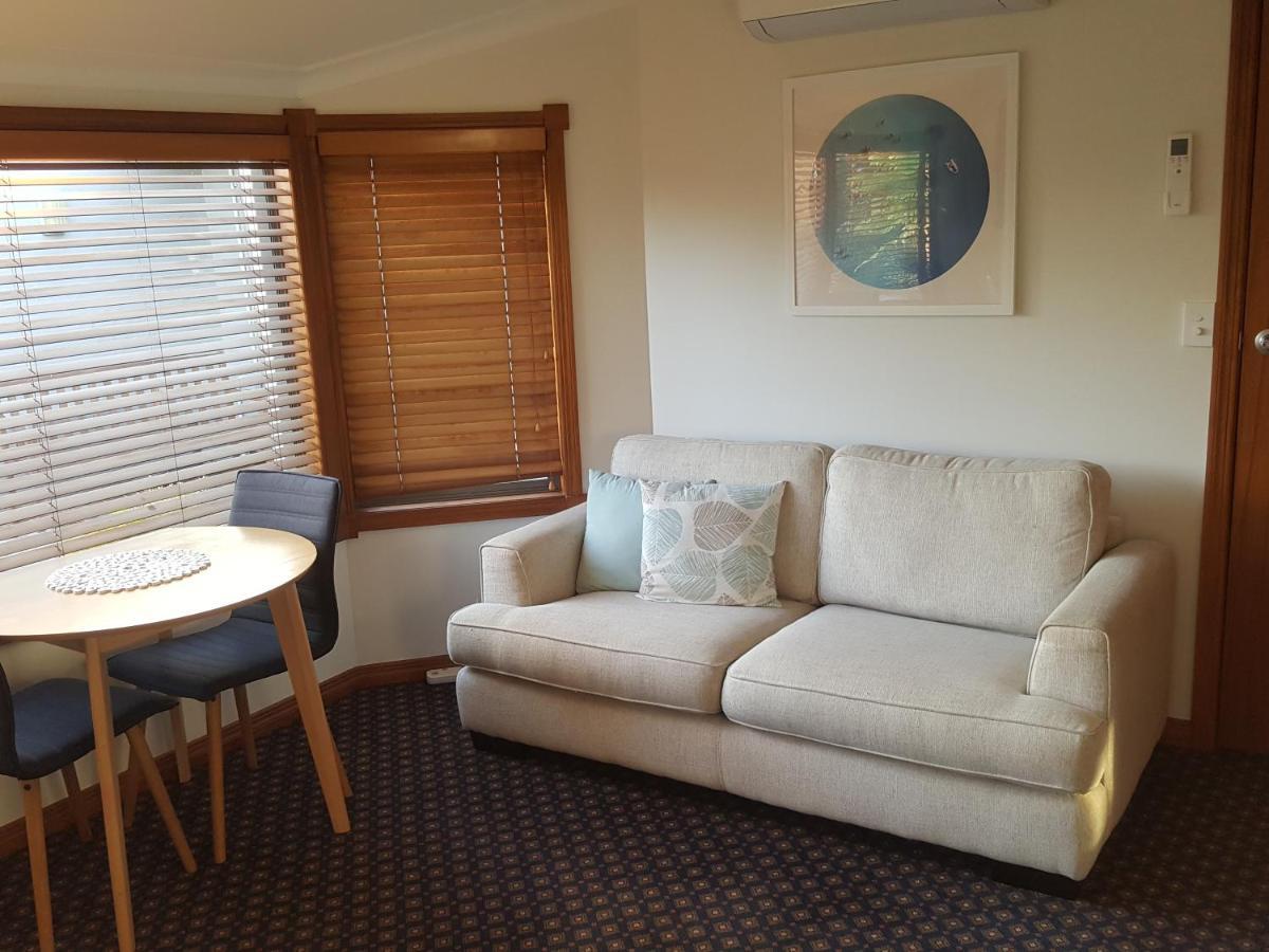 Above The River Karapiro Bed & Breakfast Екстериор снимка