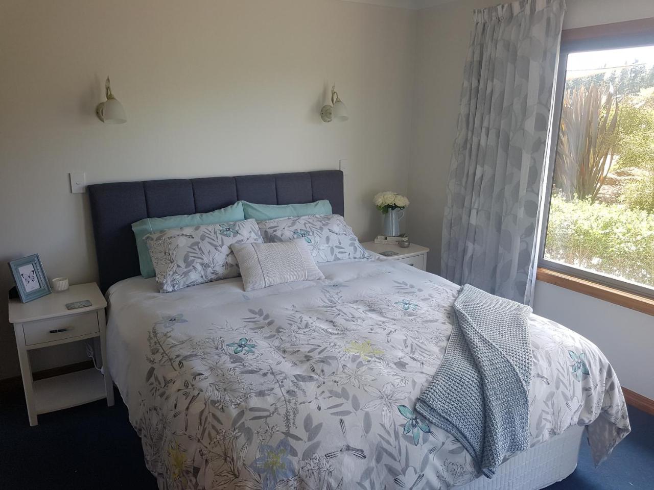 Above The River Karapiro Bed & Breakfast Екстериор снимка
